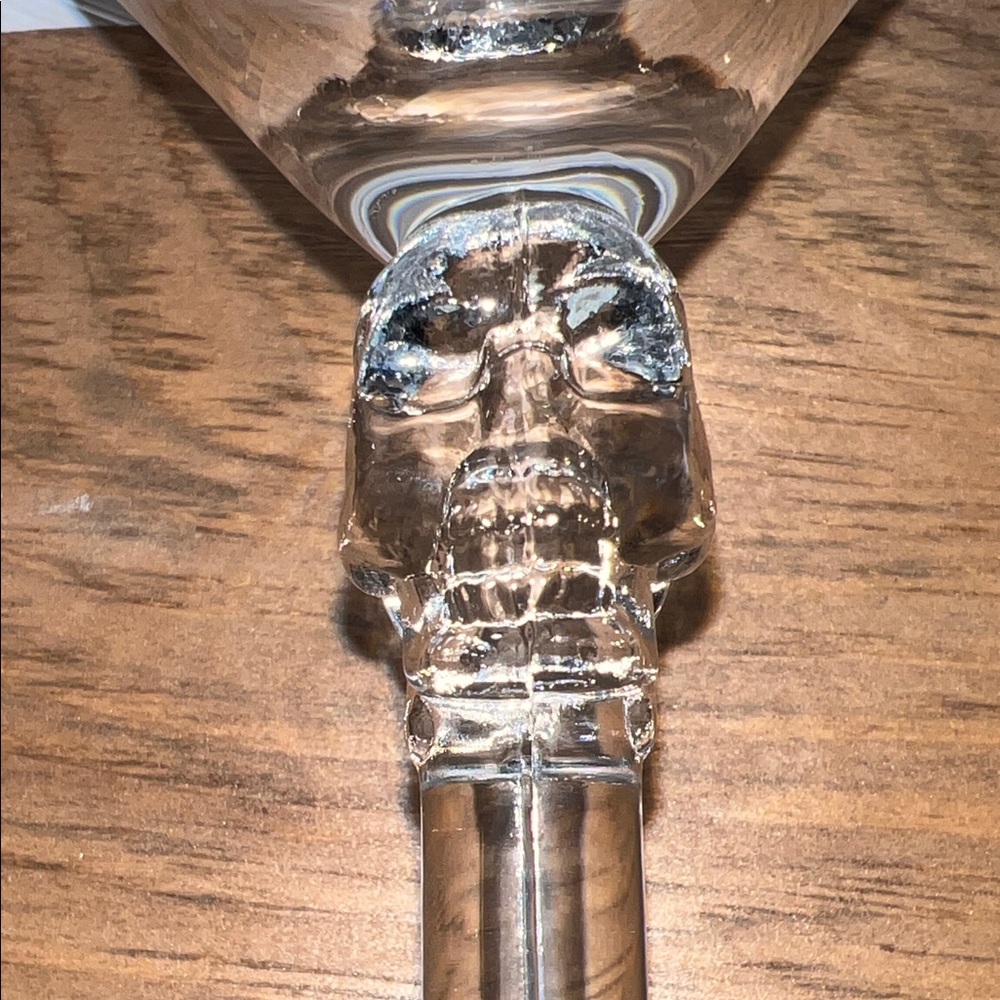NWOT - Crystal Head Vodka Skull Martini Glasses by Dan Aykroyd - Collectors Item - Picture 4 of 9